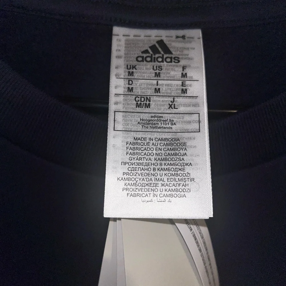 New brand adidas crew neck sweater - Picture 3 of 4